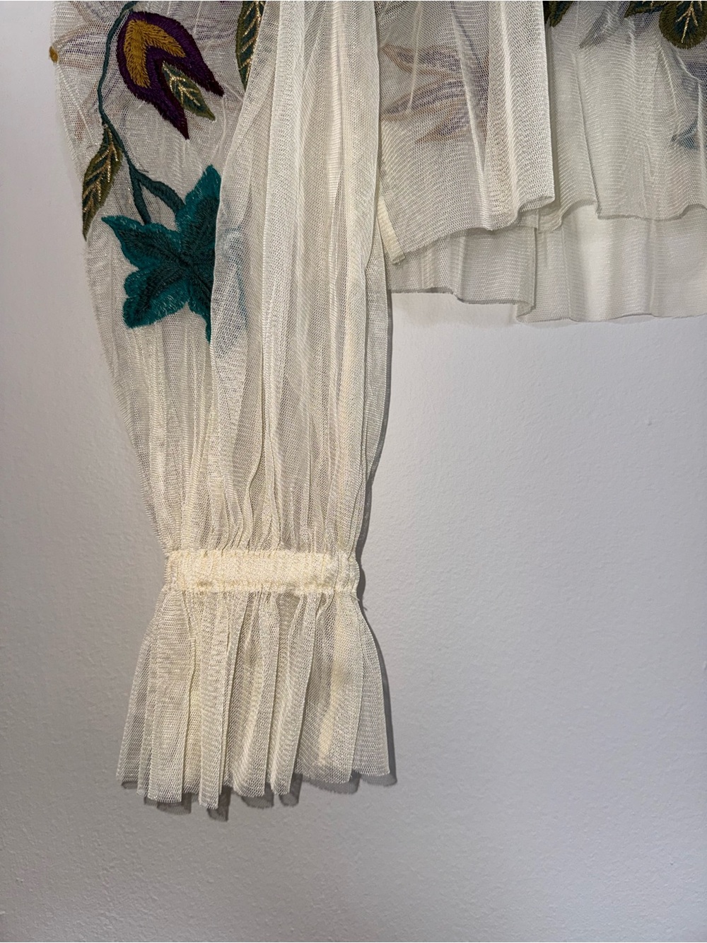 Anthropologie Ivory Sheer Mesh Blouse with Multicolor Floral Appliqué - Picture 4 of 5